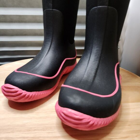 Muck Boot Tall Sporty Boots – Women’s 7 – Multi-Season – Black & Pink - Picture 11 of 14